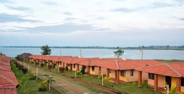 The Peepal Tree, Kabini Begūr Eksteriør bilde